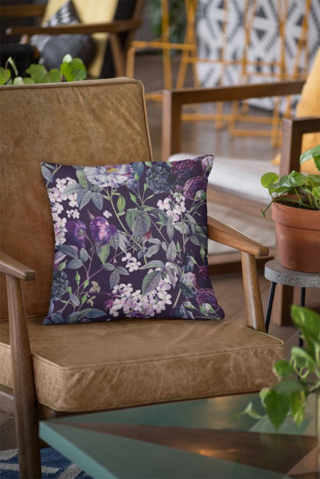 Agine Cushion/Pillow