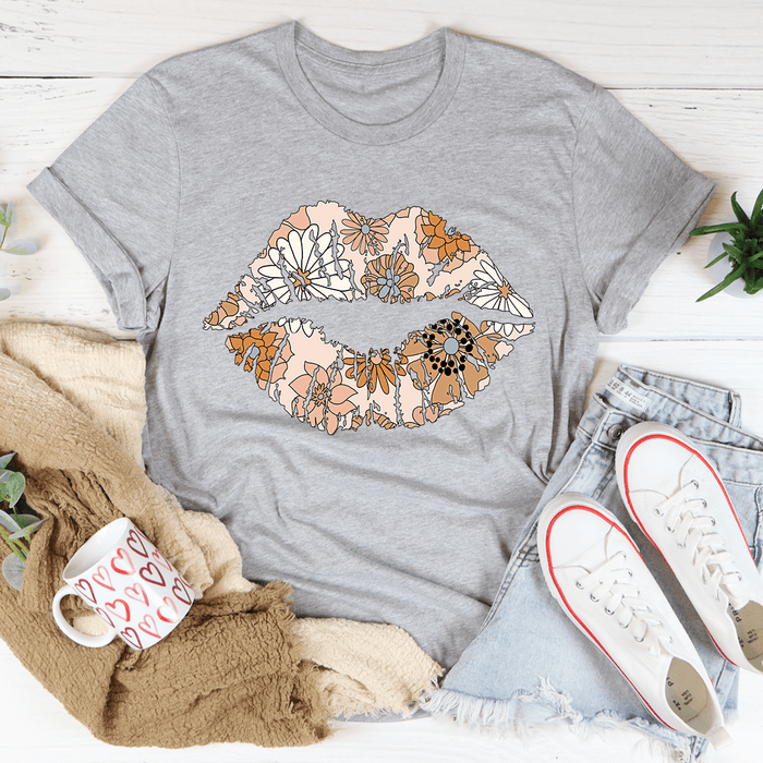 Daisy Lips Tee