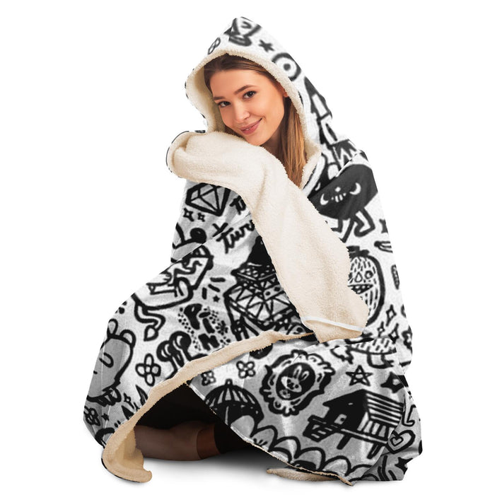 Abstract Pattren Hooded Blanket